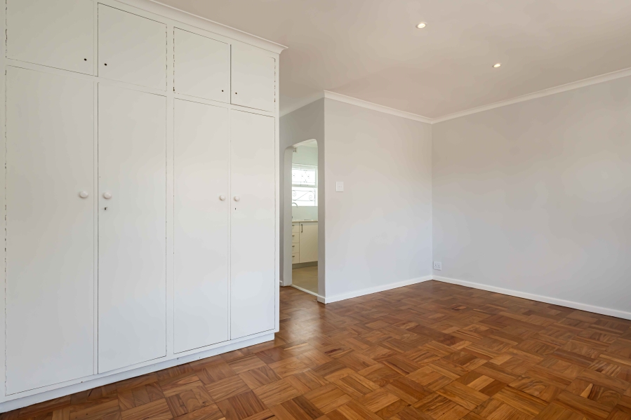 To Let 0 Bedroom Property for Rent in Sea Point Western Cape
